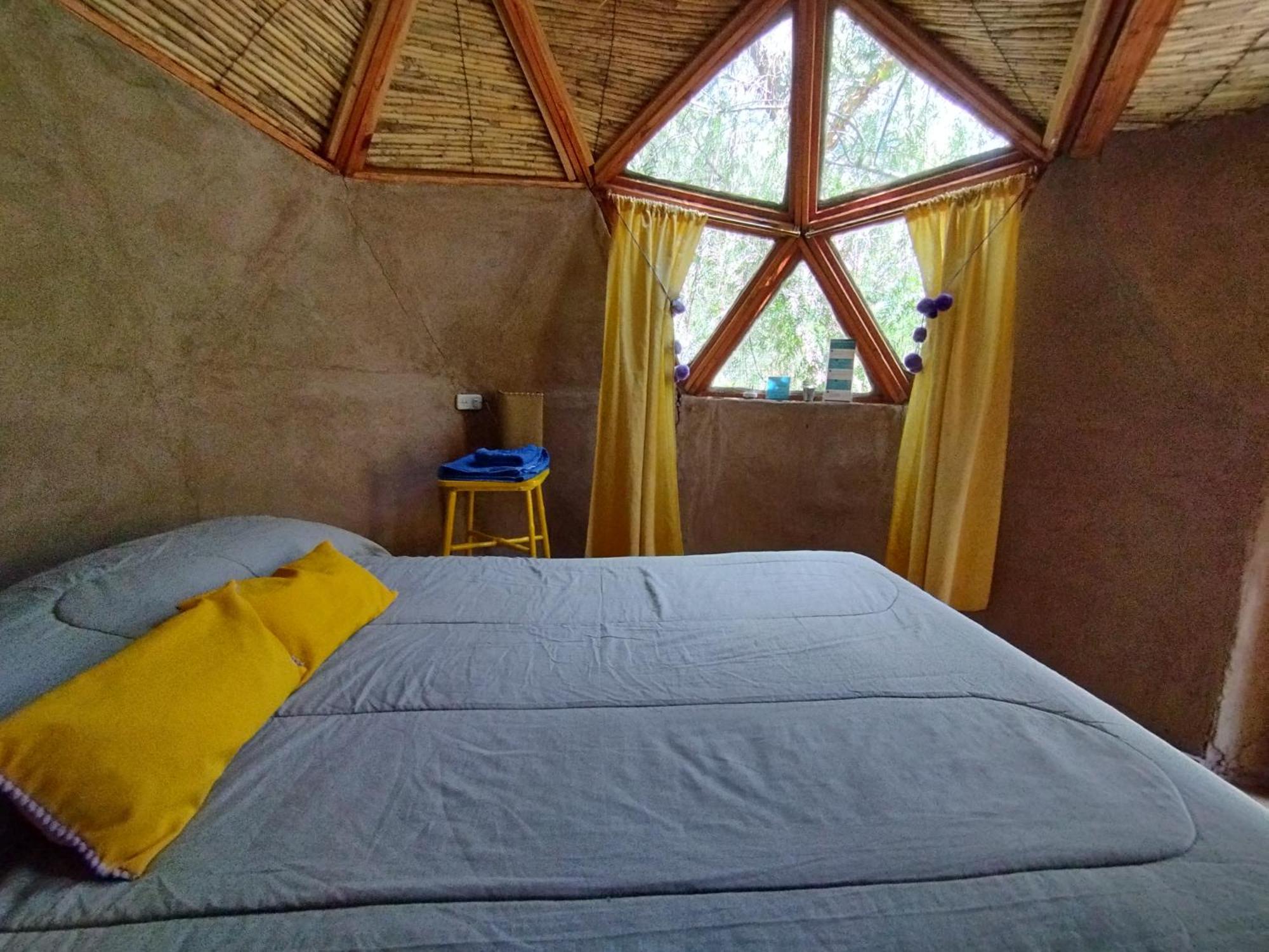 Casa Arbol Domos Hostel Cafayate Exterior photo